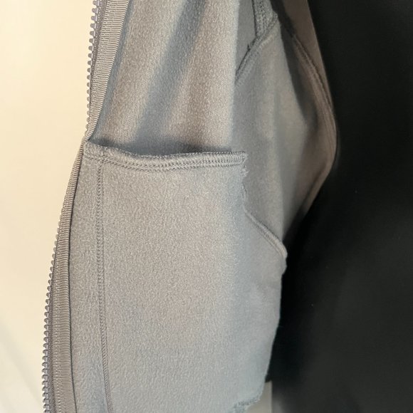 Athleta Triumph Hoodie - Size XS - Gray - Picture 9 of 9
